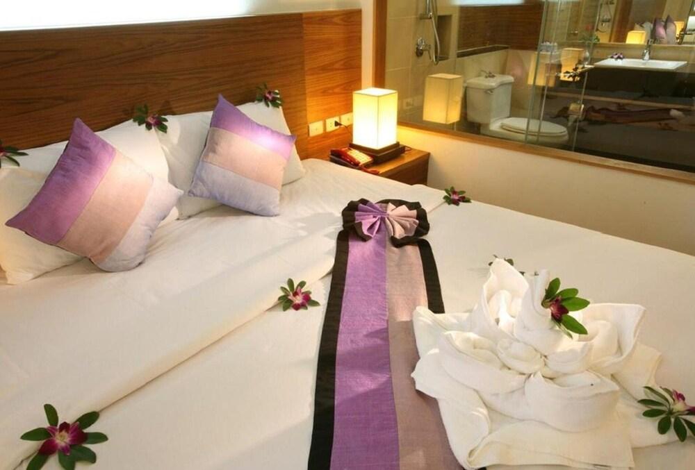 Baan Saikao Plaza Hotel & Service Apartment Koh Chang Zewnętrze zdjęcie
